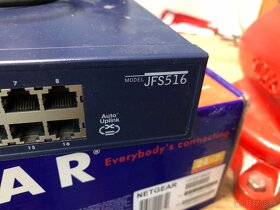 Switch 16 port 10/100 NETGEAR JFS516 - 5