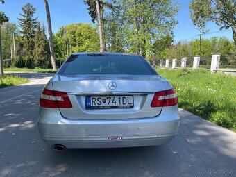 Mercedes-Benz E 200 CGI BlueEfficiency - 5