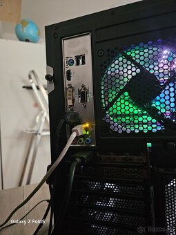 Ryzen 7 5700x3D / RTX 3070 / 16GB RAM - 5