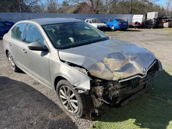 Škoda Octavia 1.6TDi 77kw, r.10/2014, klima - 5