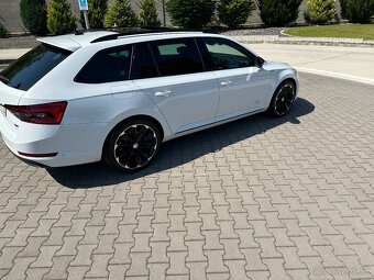 Škoda Superb sportline - 5