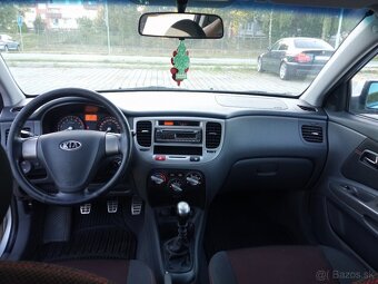 Predám Kia Rio sporty 1.4 benzín 71kw - 5