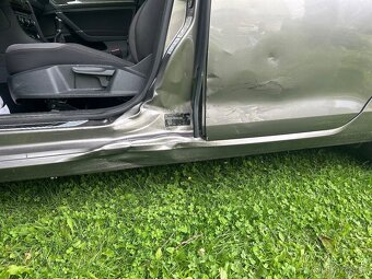 VW GOLF 7 1.4TSI 92kw r.8/2017 84568km plně pojizdné doh. - 5