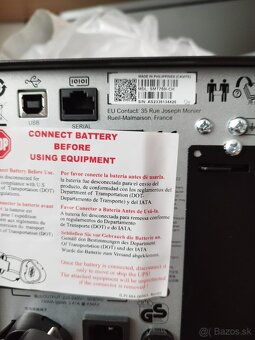 Záložný zdroj APC Smart-UPS 750 VA LCD 230 V so SmartConnect - 5
