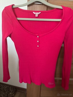 Dámske oblecenie vel. 36/S-tricka, kabáty,saty,za super ceny - 5