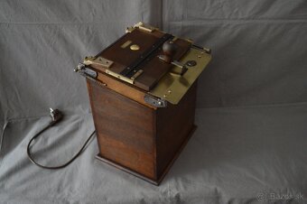 Kontaktná fotokopírka Narita (Maison Naert Bruxelles) - 5