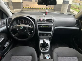 Octavia 2010, 1.6 tdi SK auto - 5