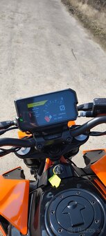 KTM Duke 390 - 5