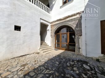 Atraktívny historický priestor pre kaviareň 140 m2 + terasa - 5
