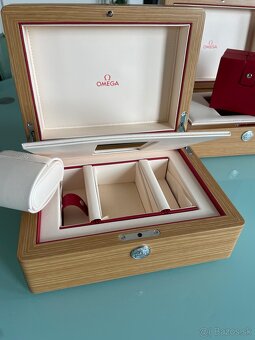 Hodinky drevená krabička Omega - 5