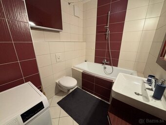 Na prenájom štýlový 2-izbový byt s veľkým balkónom a dvojgar - 5
