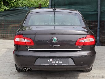 Škoda Superb II 2.0TDi 2 sady kol, Původ ČR, Garáž - 5