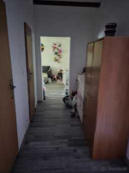 Predám priestranný 3-iz. byt na Dargovskej ulici v Prešove - 5