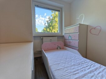 Komplet detského nábytku - skriňa, komoda, stolík, posteľ - 5