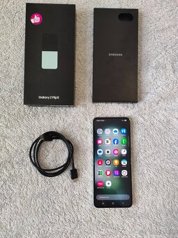 Samsung Galaxy Z Flip 5 512GB,8GB RAM - 5