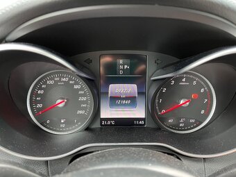 Mercedes-Benz C 300 AMG Line – TOP stav, takmer plná výbava - 5