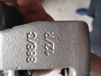 Brzdový strmeň Audi A6 C6 - 5