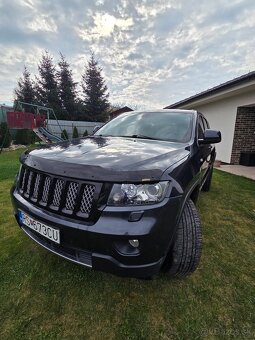 Jeep Grand Cherokee 3.0 - 5