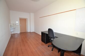 NA PRENÁJOM | PRIESTORY – 17 m2 – ul. Partizánska - 5