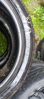 Pirelli sotto zero 225/45R18 runflat - 5