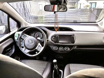 Toyota yaris 2016 - 5