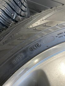 255/55R18 Nokian WR Suv4 Porsche - 5