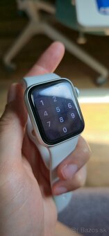 Apple Watch SE 2022 GPS 40 mm Starlight Sport - 5