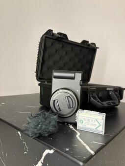 Predám SONY ZV 1F - 5