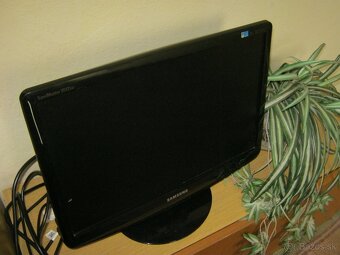 monitor SAMSUNG - 5