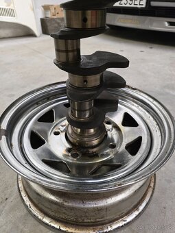 Predám custom stolík - 5