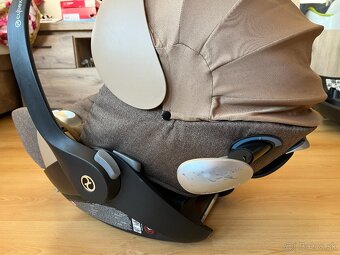 Vajíčko Cybex Cloud Q Plus Platinum + ISOFIX - 5