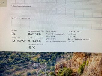HP Pavilion 595-p0013nc - 5