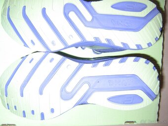 BROOKS LAUNCH 9 RUNNING SHOES - 5