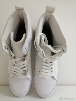 LACOSTE - 5