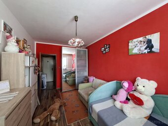 3 IZBOVÝ BYT, HLINY, NA PREDAJ - 5