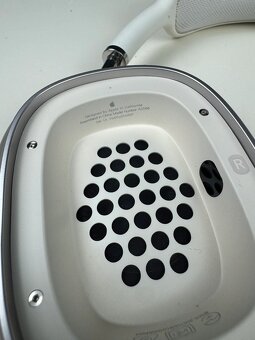 AirPods Max - 5