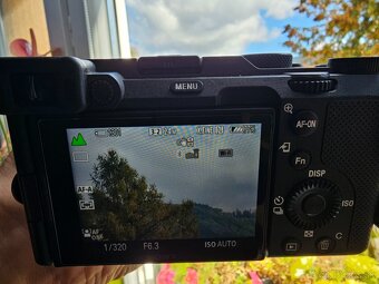 Tamron 70-300mm F4.5-6.3 Di III RXD - 5