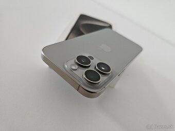 Apple iPhone 15 Pro - 5