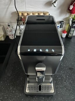 Plnoautomatický kávovar Tchibo - 5