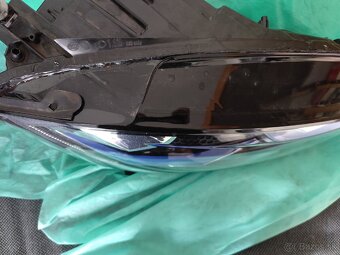 Predné pravé svetlo Volkswagen eGolf - 5