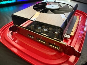 Predam RAMky 2x 8gb DDR4 + GTX 1650 4GB - 5