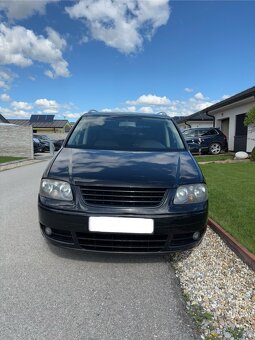Touran 1,9 TDi DSG - 5