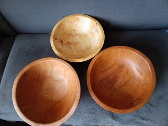 Drevené servírovacie misy, priem. 30 cm - 5