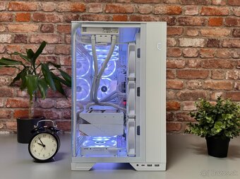 Ryzen 9 9900X3D\32GB\RTX 4080S\SSD\1000W Zdroj - 5