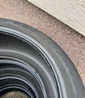 Yokohama 285/40 R 21 letné DOT 21 - 5