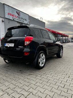 Toyota rav4 2,2 D-CAT 4x4 - 5