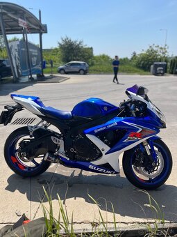 Suzuki Gsxr 600 k9 - 5