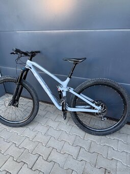 Trek Fuel EX 9.8 Carbon, karbon 29”, Velkost S - 5
