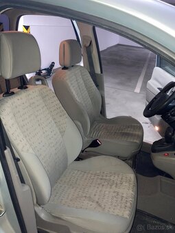 PREDÁM Renault Scenic automat 1,6 2005 - 5