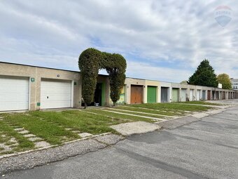 PRENÁJOM: GARÁŽ - 18M2, DUNAJSKÁ STREDA, JILEMNICKÉHO UL. - 5
